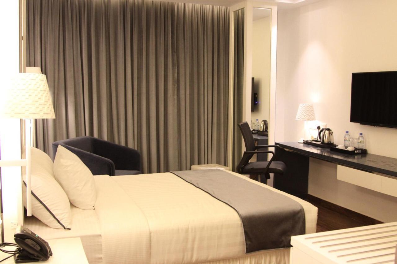 Grace 21 Smart Hotel Dhaka Ngoại thất bức ảnh
